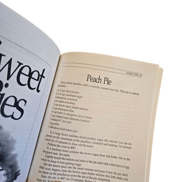Pies Quick Creative Recipes Booklet Cookbook Baking 2000 Vintage - Picture 8 of 16